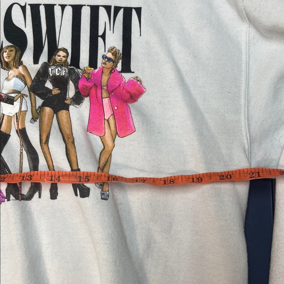 Taylor Swift White Graphic Sweatshirt - Picture 3 of 7